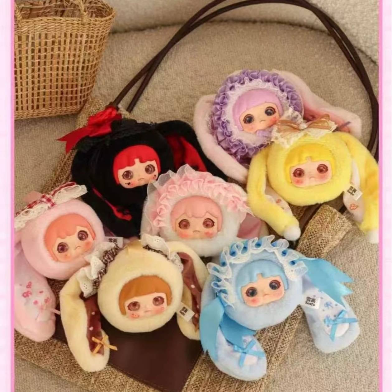 Liila 릴라 회전 선데이 도넛 PVC 블라인드 박스